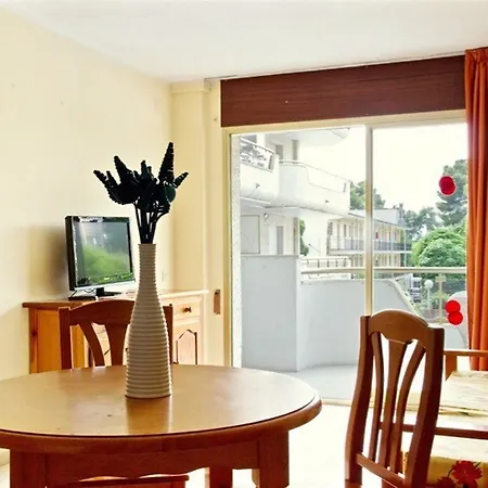 Apartamento Rentalmar Arquus I Ii Iii Iv V Park *